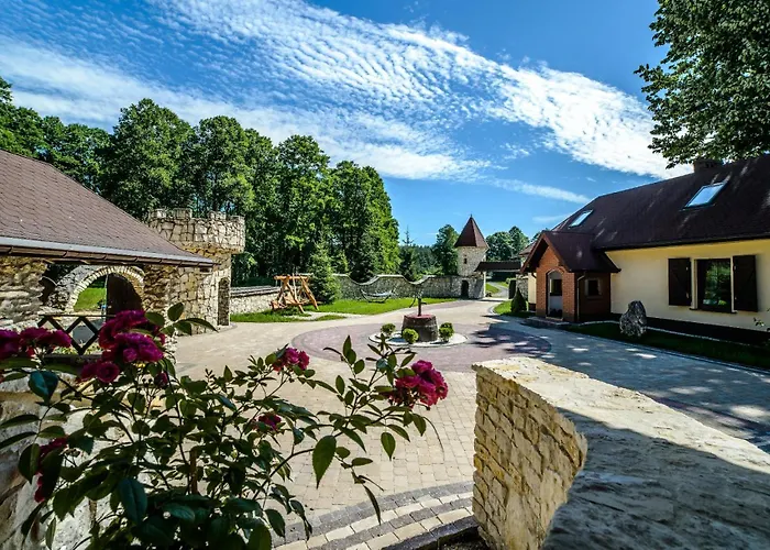 Agroturismo Ranczo Czerwony Mlyn & *